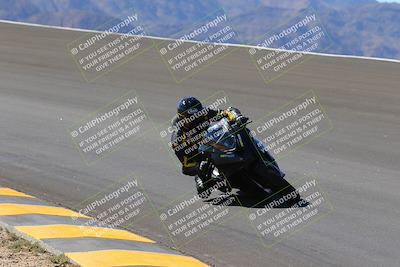 media/Oct-09-2022-SoCal Trackdays (Sun) [[95640aeeb6]]/Bowl (1015am)/